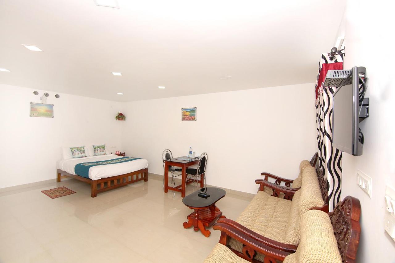 Oyo Flagship Hotel Munnar Kairali Kültér fotó